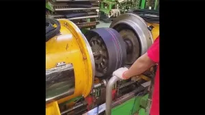Motorcycle Tyre Building Machine (Bladder Turn Up)